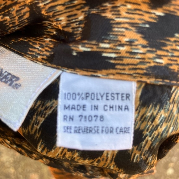 80’s-90’s western women’s blouse Casual Corner Animal Print small - Picture 10 of 11